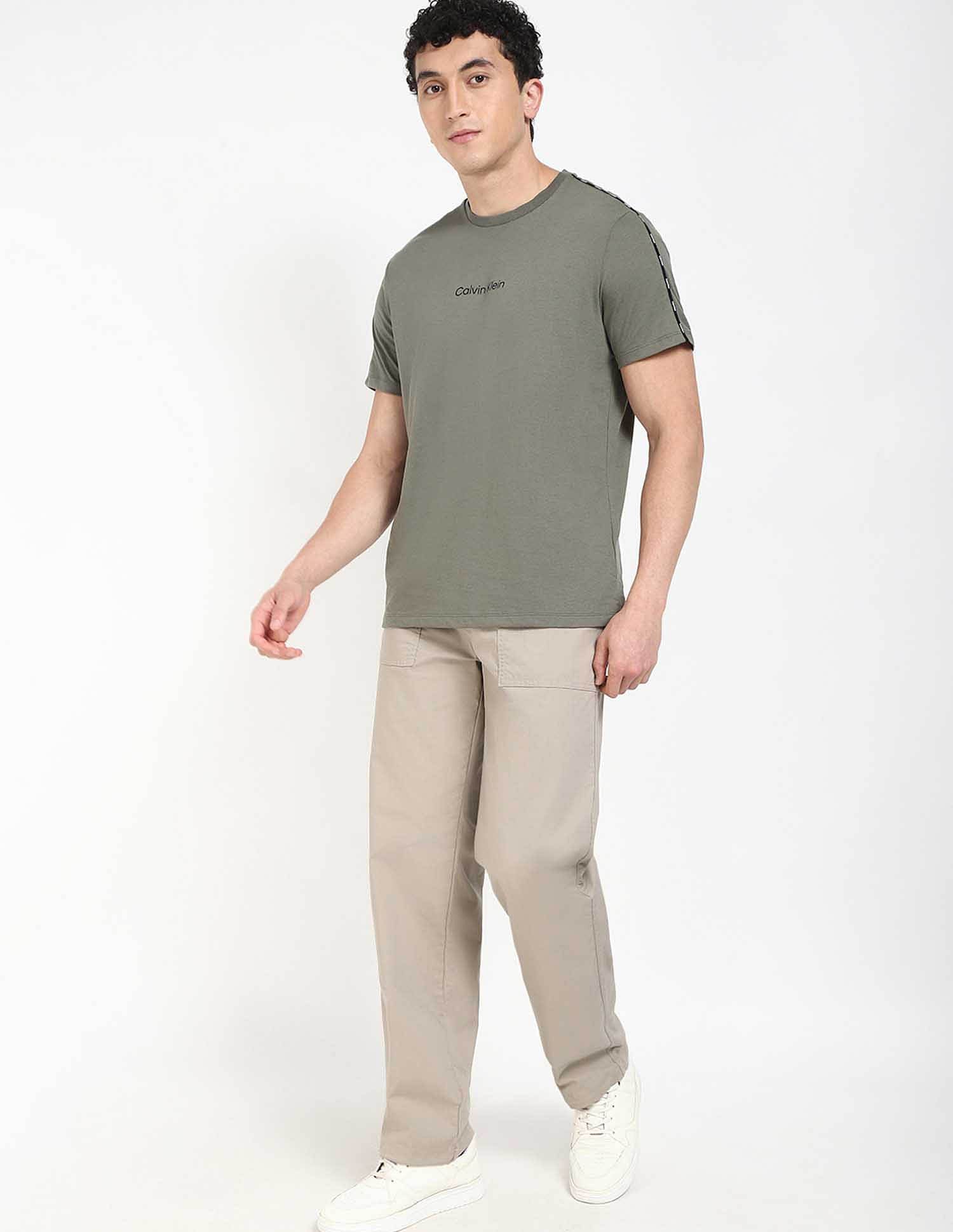 Green Solid T-shirt for Fresh Look