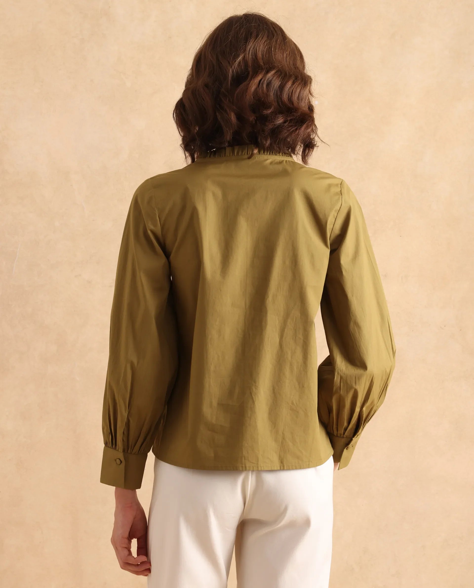 Rareism Women Penla Light Green Poplin Fabric Cuffed Sleeve V-Neck Tie-Up Closure Regular Fit Plain Top